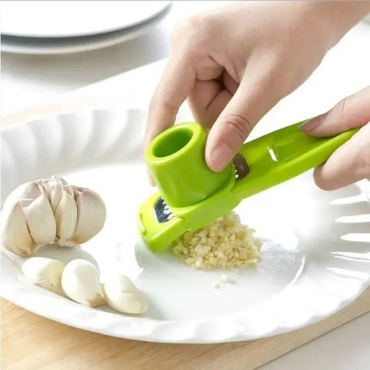 Mini Manual Garlic Grinder – Compact Handheld Garlic Press & Masher for Effortless Food Prep